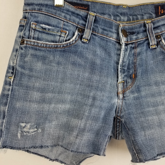Citizens Of Humanity Boho Distressed Jean Shorts - Picture 3 of 11